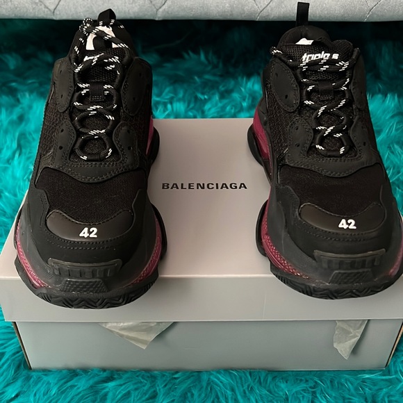 Balenciaga Other - Balenciaga triple s lug sole sneaker (black/pink) & dustbag